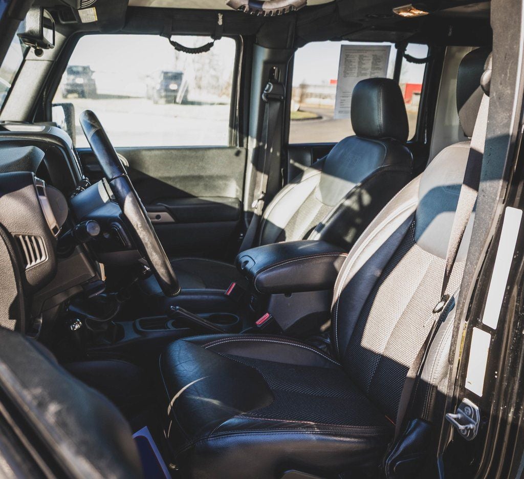 2017 Jeep Wrangler Unlimited Sahara