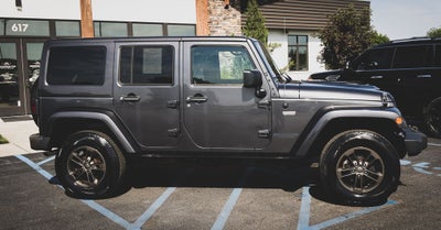 2016 Jeep Wrangler Unlimited Sahara