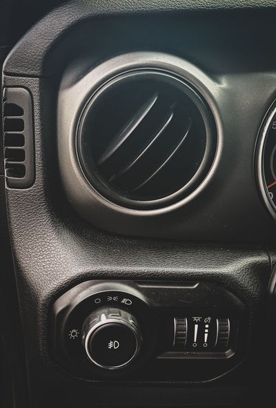 2022 Jeep Wrangler Willys
