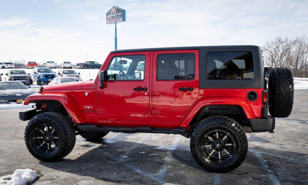 2016 Jeep Wrangler Unlimited Sahara