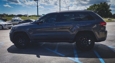 2020 Jeep Grand Cherokee Altitude