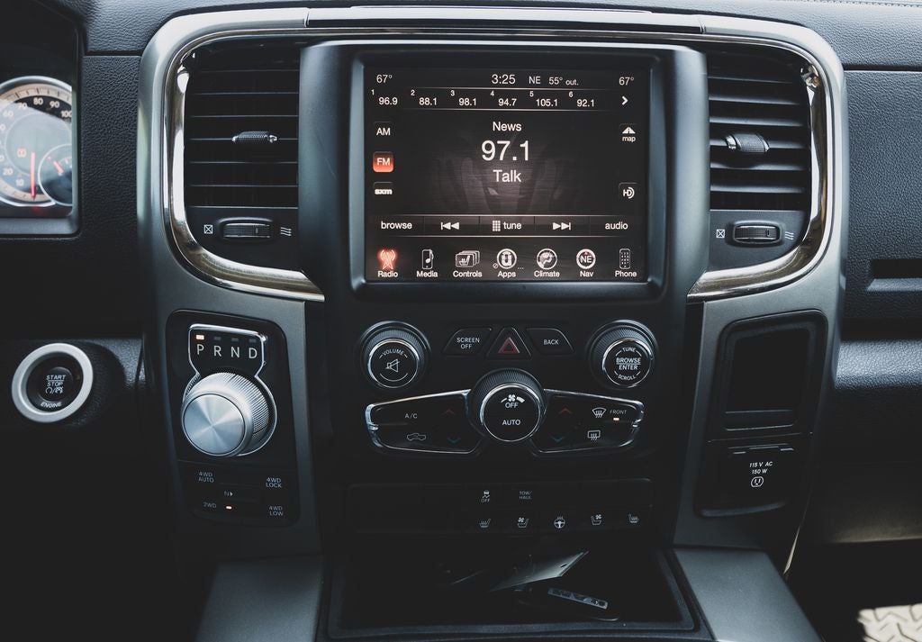 2016 RAM 1500 Sport