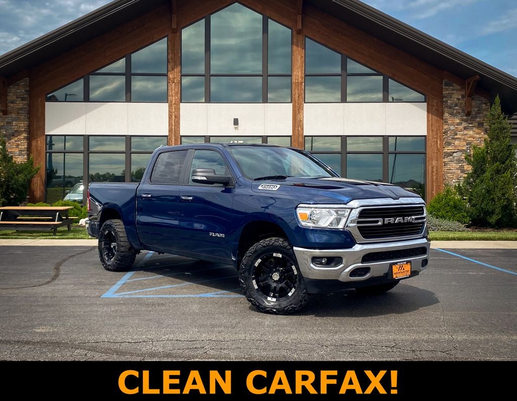 2019 RAM 1500 Big Horn/Lone Star 4x4 Crew Cab 5'7's photo