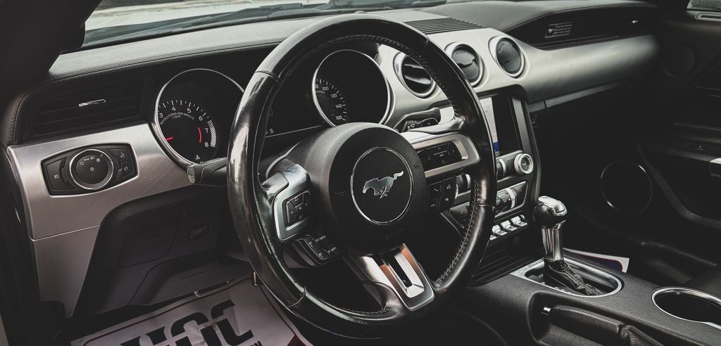 2020 Ford Mustang EcoBoost Premium