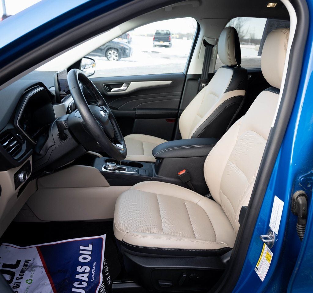 2021 Ford Escape SEL