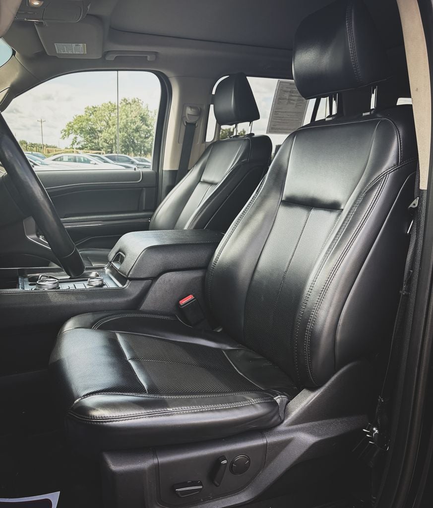 2022 Ford Expedition Max XLT