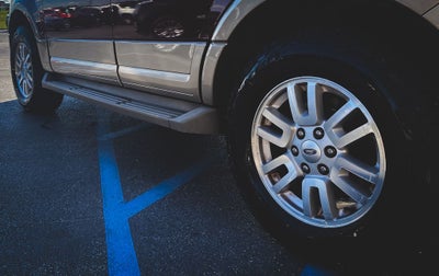2012 Ford Expedition XLT