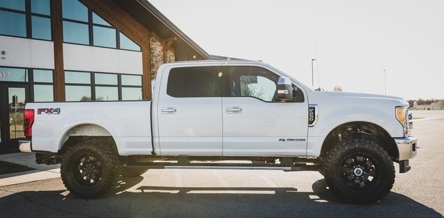 2017 Ford F-250SD Lariat in Troy, MO, MO - Mountain Top Motor Company
