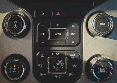 2013 Ford F-350SD Lariat DRW