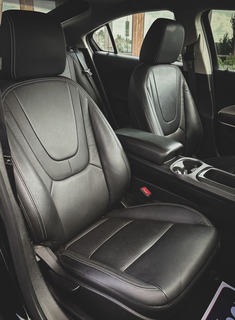 2013 Chevrolet Volt Base