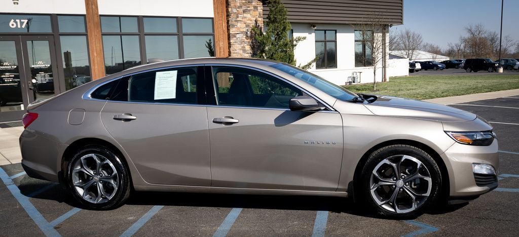 2022 Chevrolet Malibu LT