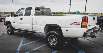 2004 Chevrolet Silverado 3500 Base