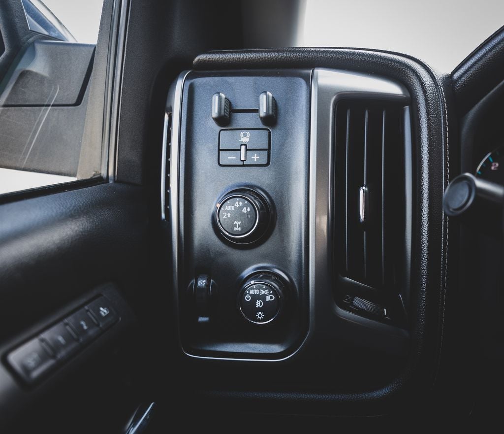 2015 Chevrolet Silverado 1500 LTZ 2LZ