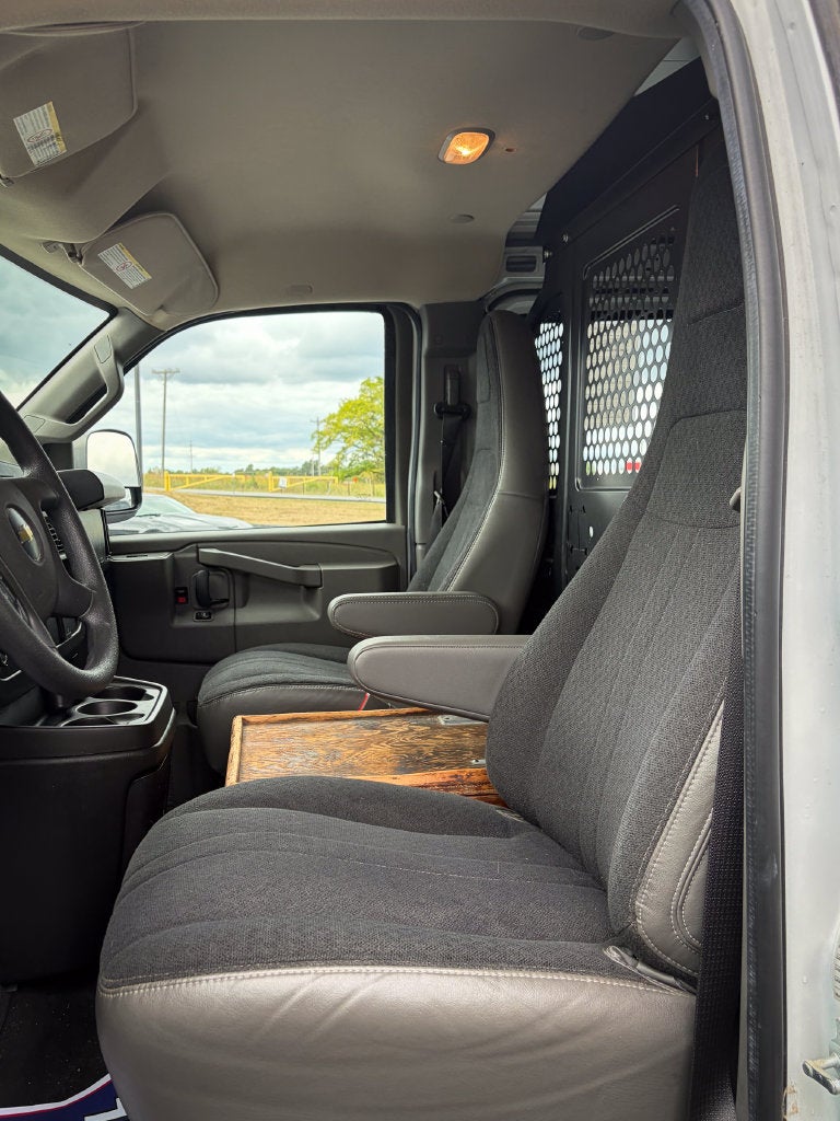 2019 Chevrolet Express 2500 Work Van Cargo