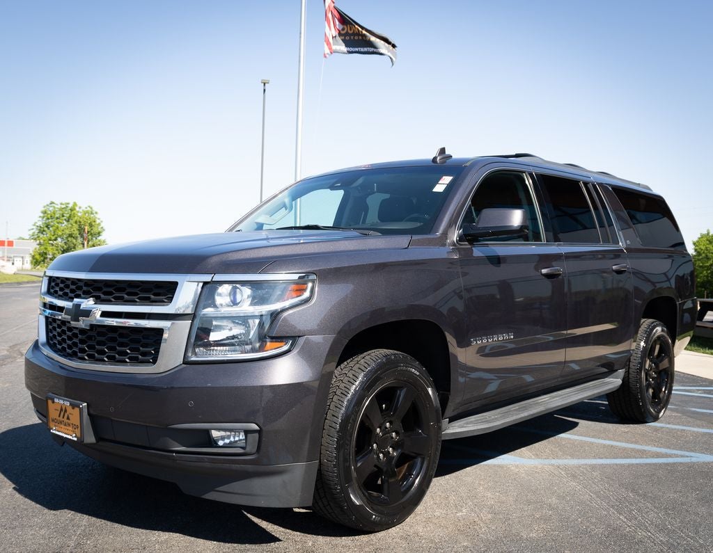 2017 Chevrolet Suburban LT