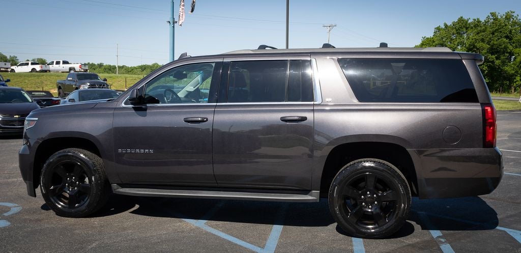 2017 Chevrolet Suburban LT