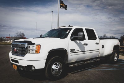 2014 GMC Sierra 3500HD DRW Denali