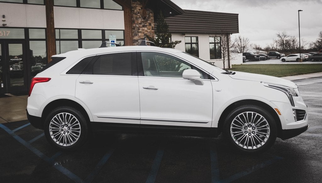 2017 Cadillac XT5 Platinum