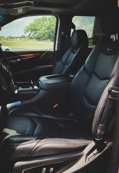 2015 Cadillac Escalade Luxury