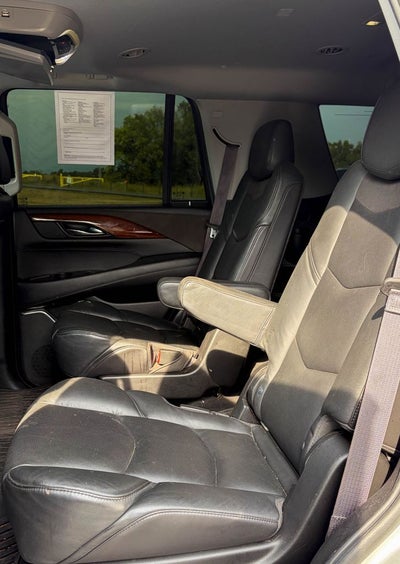 2016 Cadillac Escalade Luxury