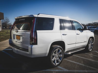 2018 Cadillac Escalade Luxury