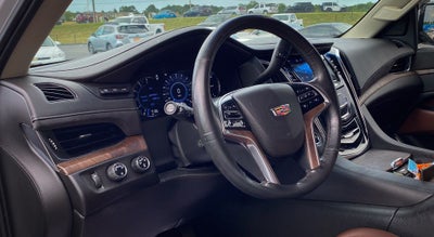 2016 Cadillac Escalade Luxury