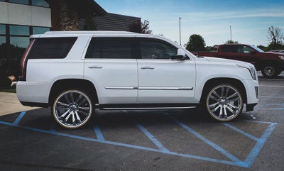 2016 Cadillac Escalade Luxury