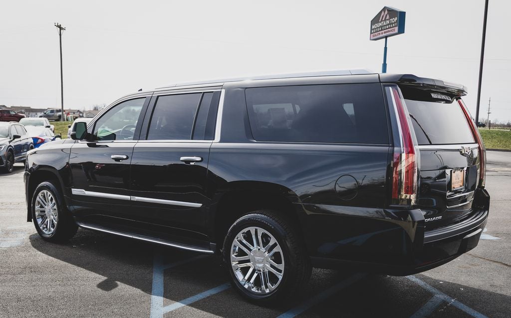 2018 Cadillac Escalade ESV Base