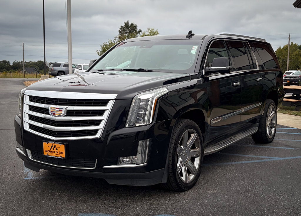 2018 Cadillac Escalade ESV Luxury