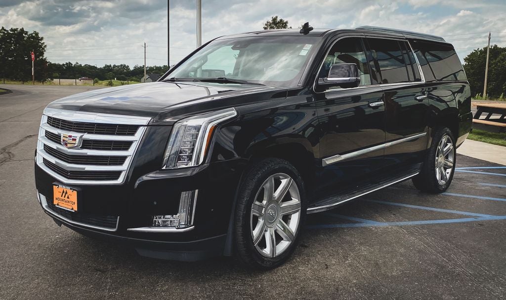 2018 Cadillac Escalade ESV Luxury