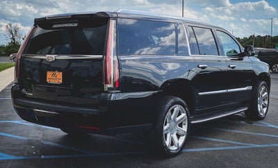 2018 Cadillac Escalade ESV Luxury
