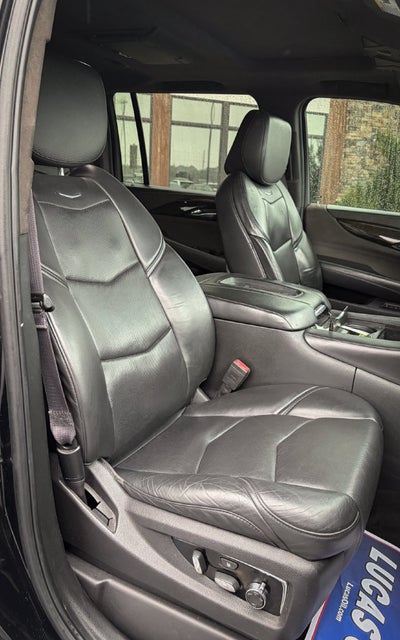 2017 Cadillac Escalade ESV Platinum Edition