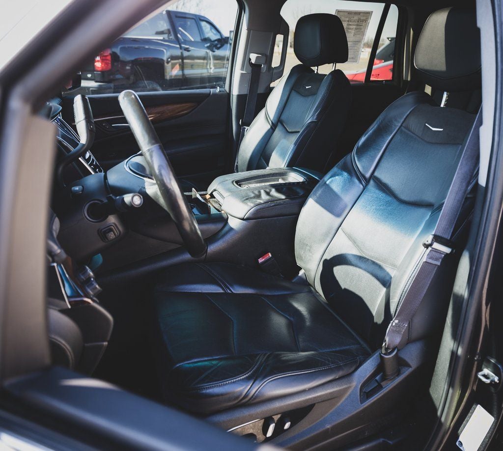 2015 Cadillac Escalade Luxury