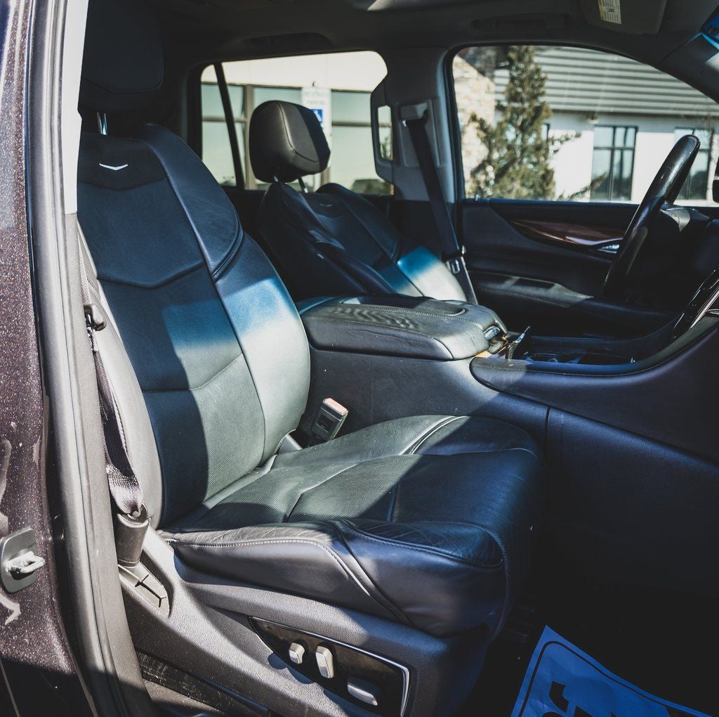 2015 Cadillac Escalade Luxury