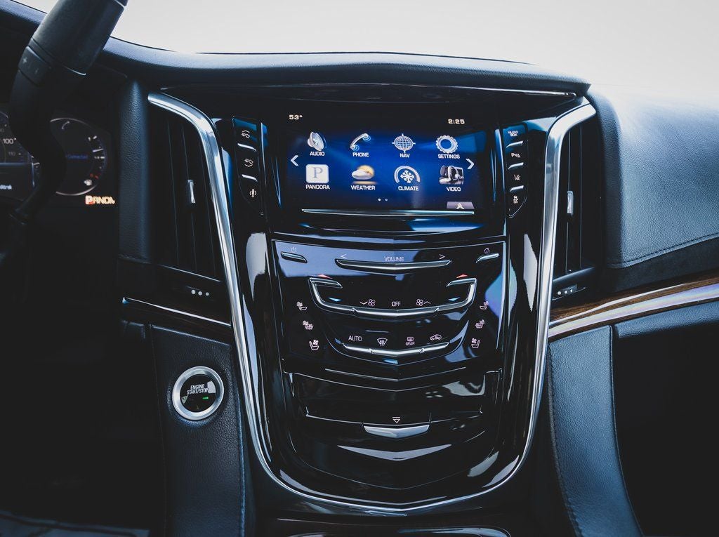 2015 Cadillac Escalade Luxury