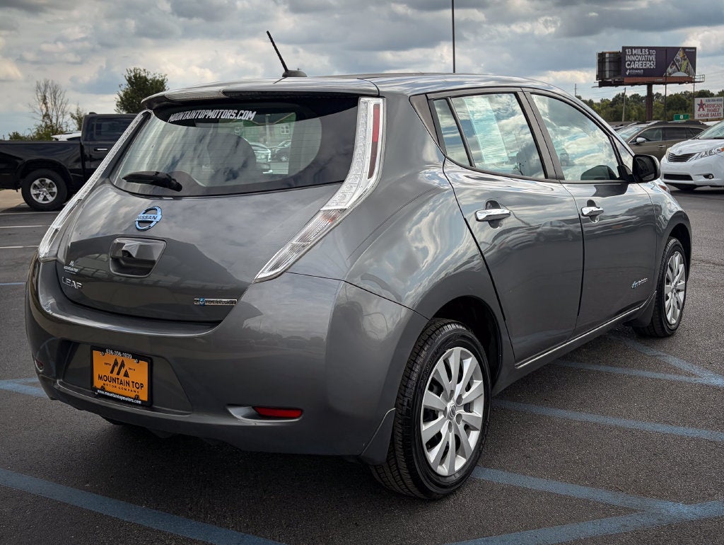 2016 Nissan Leaf S