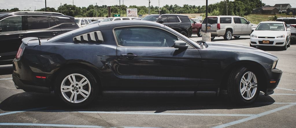 2012 Ford Mustang V6