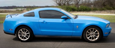 2010 Ford Mustang V6