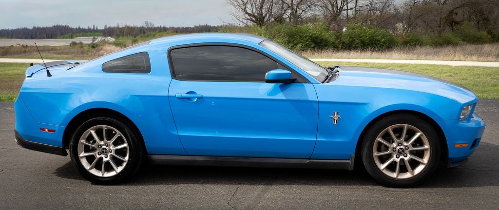 2010 Ford Mustang V6