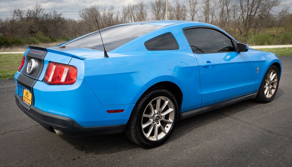 2010 Ford Mustang V6