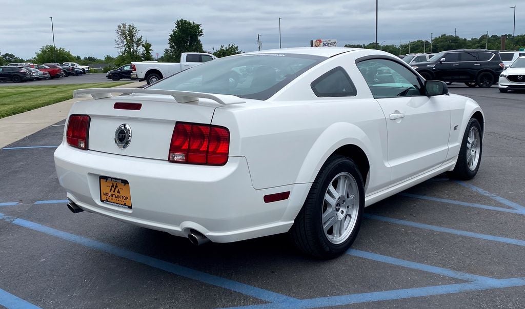 2007 Ford Mustang GT Deluxe