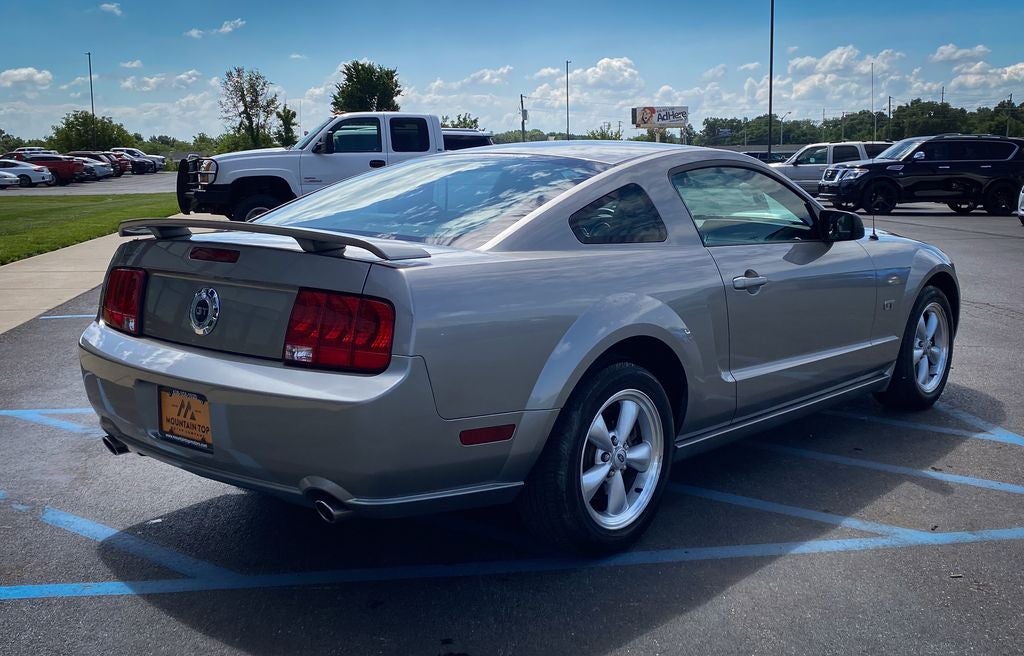 2008 Ford Mustang GT Deluxe