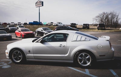 2005 Ford Mustang GT Deluxe