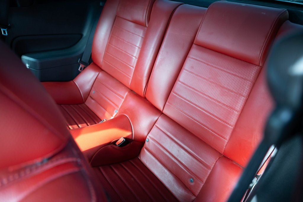 2005 Ford Mustang GT Deluxe