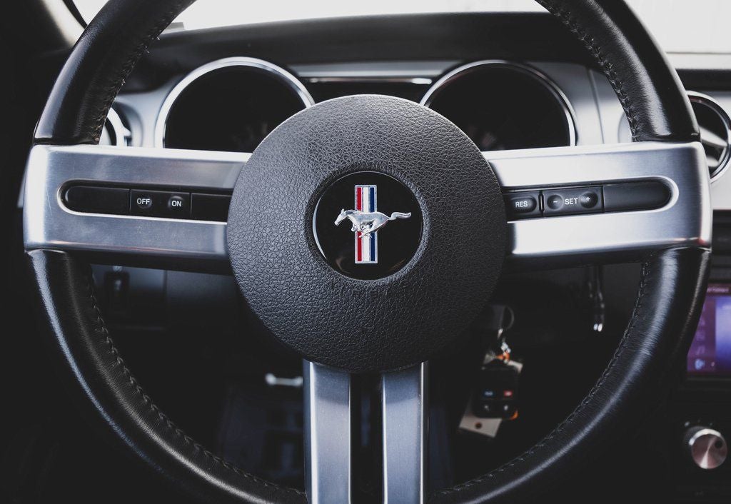 2005 Ford Mustang GT Deluxe