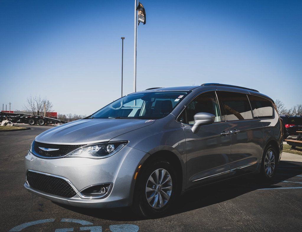 2019 Chrysler Pacifica Touring L