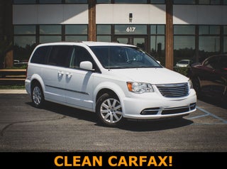 2016 Chrysler Town &amp; Country Touring