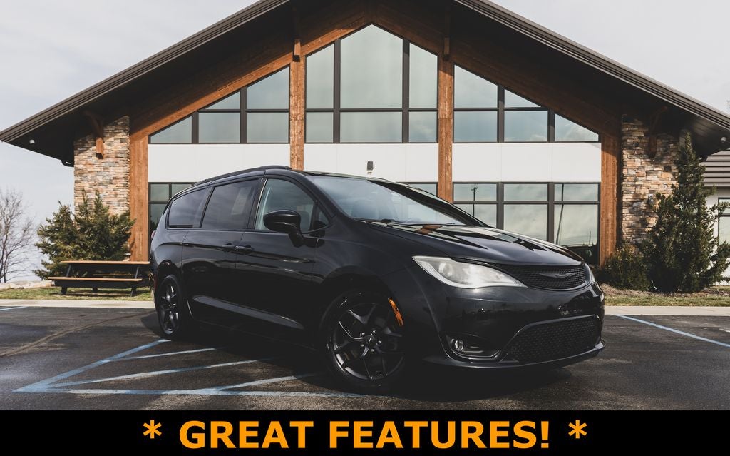 2018 Chrysler Pacifica Touring L