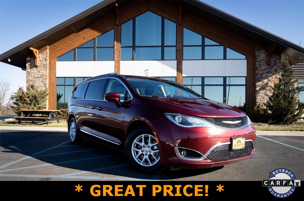 2020 Chrysler Pacifica Touring L
