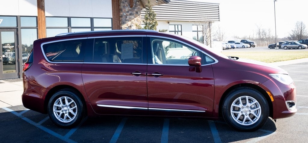 2020 Chrysler Pacifica Touring L
